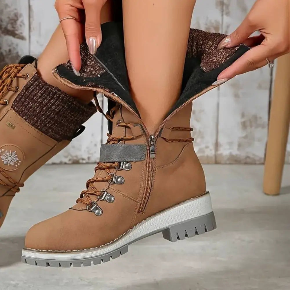 Women’s Leather Winter Boots with Fleece Lining for Cold Weather