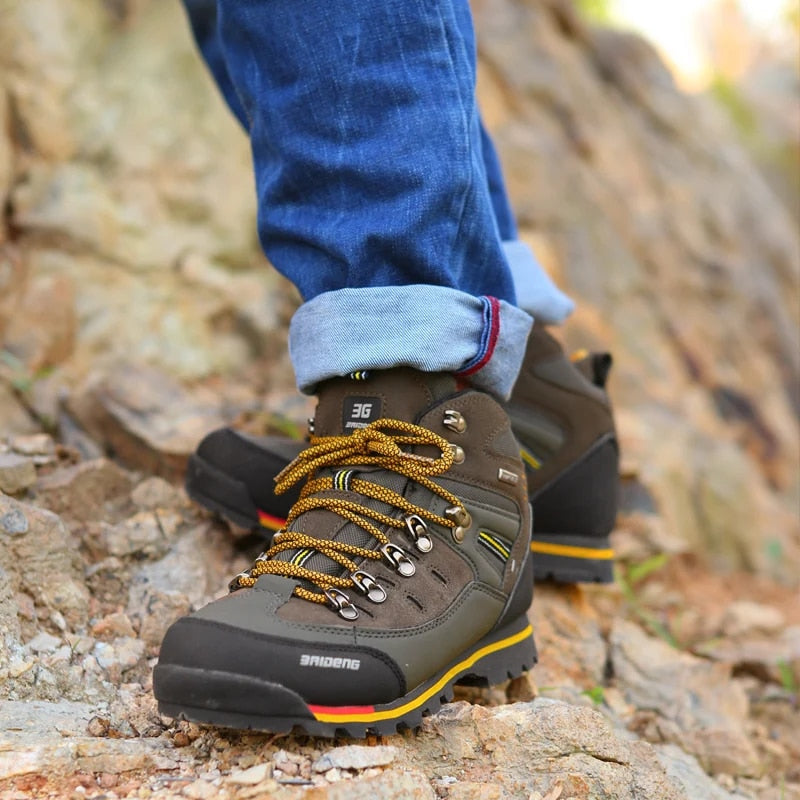 Men’s Hiking Boots in Leather for Winter