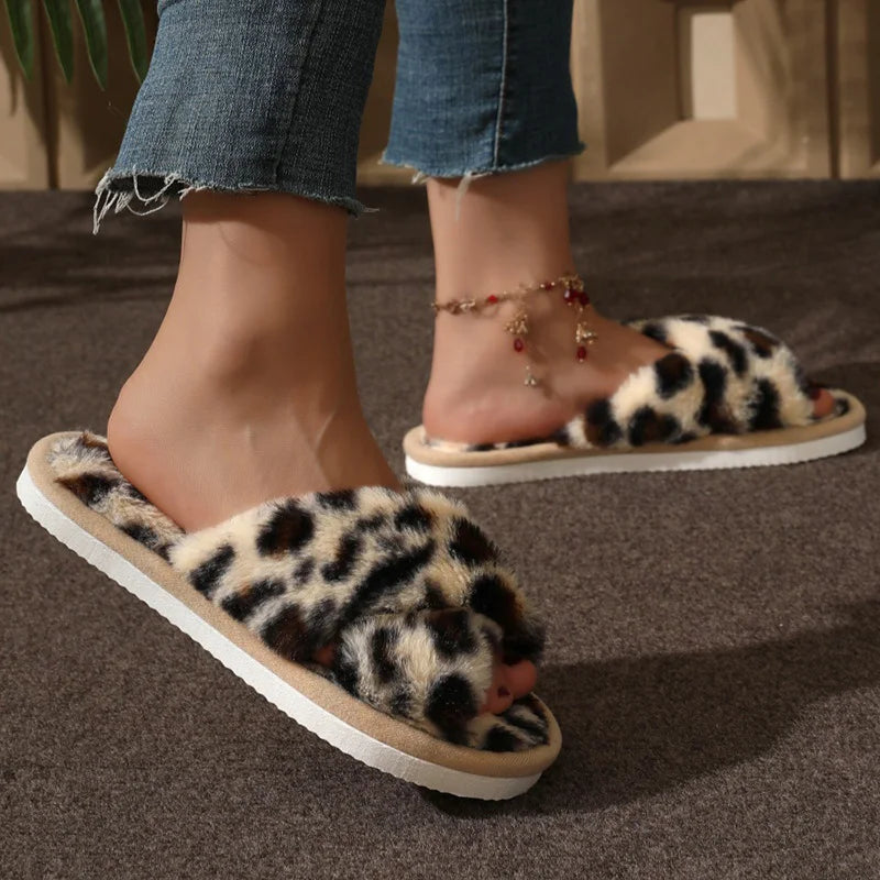 Women’s Flat Slippers | Winter