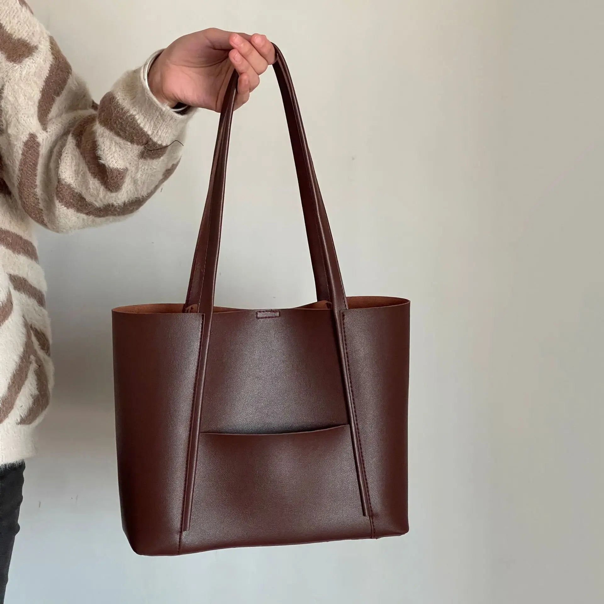 Women’s Leather Tote Bag for Everyday Use