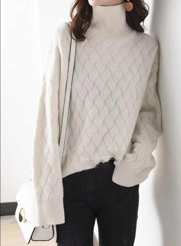 Women’s Wool Turtleneck Knit Jumper for Winter