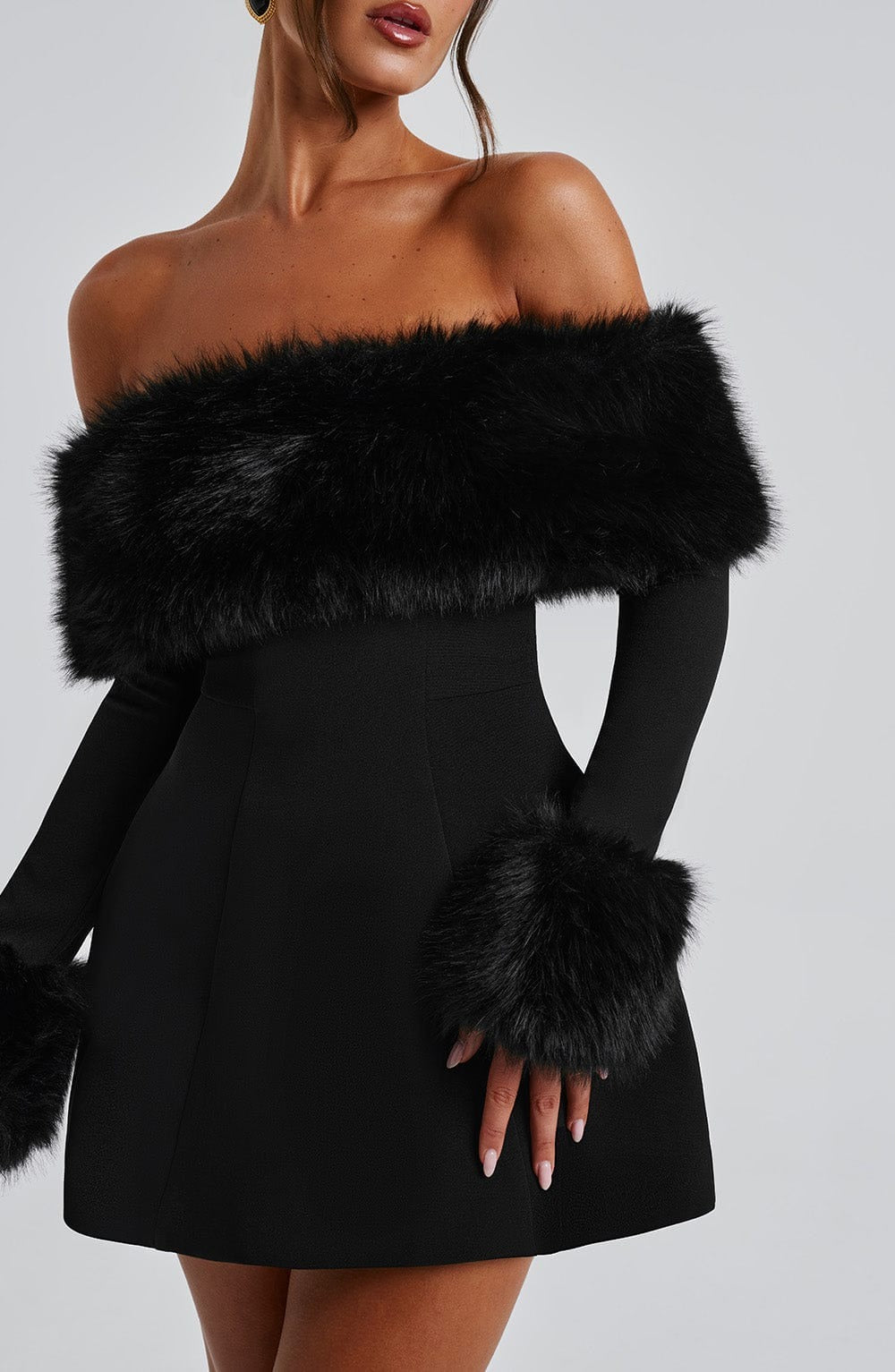 Women’s Off Shoulder Mini Dress with Faux Fur Trim for Winter Evening Wear