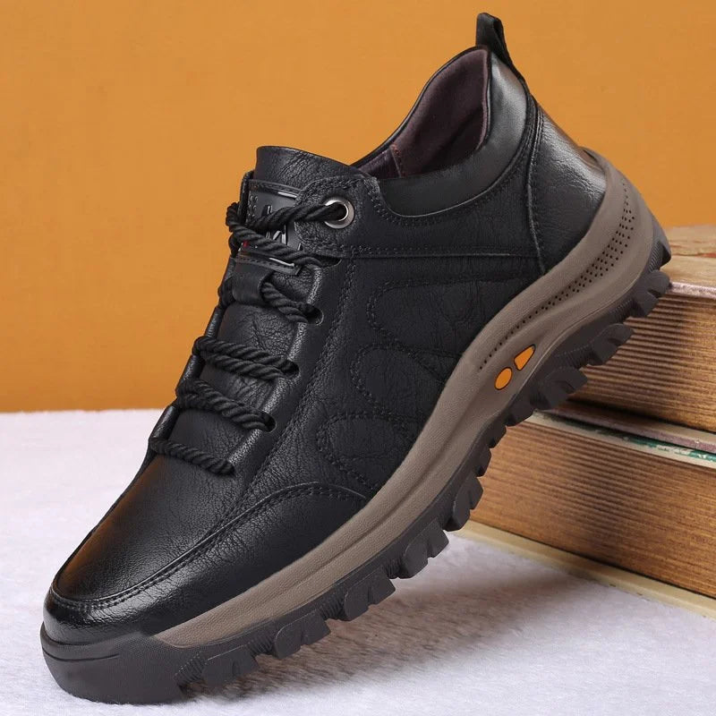 Men’s Leather Walking Shoes with Cushioned Sole for Winter