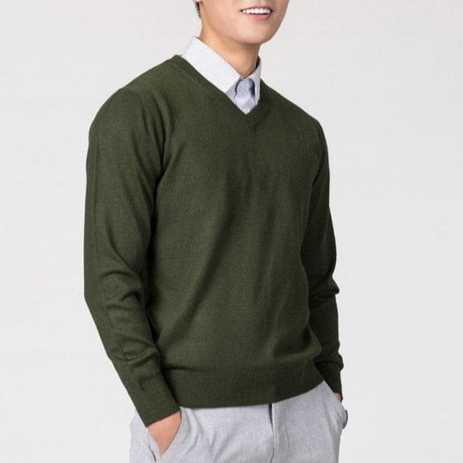 Men’s Merino Wool V Neck Jumper for Winter